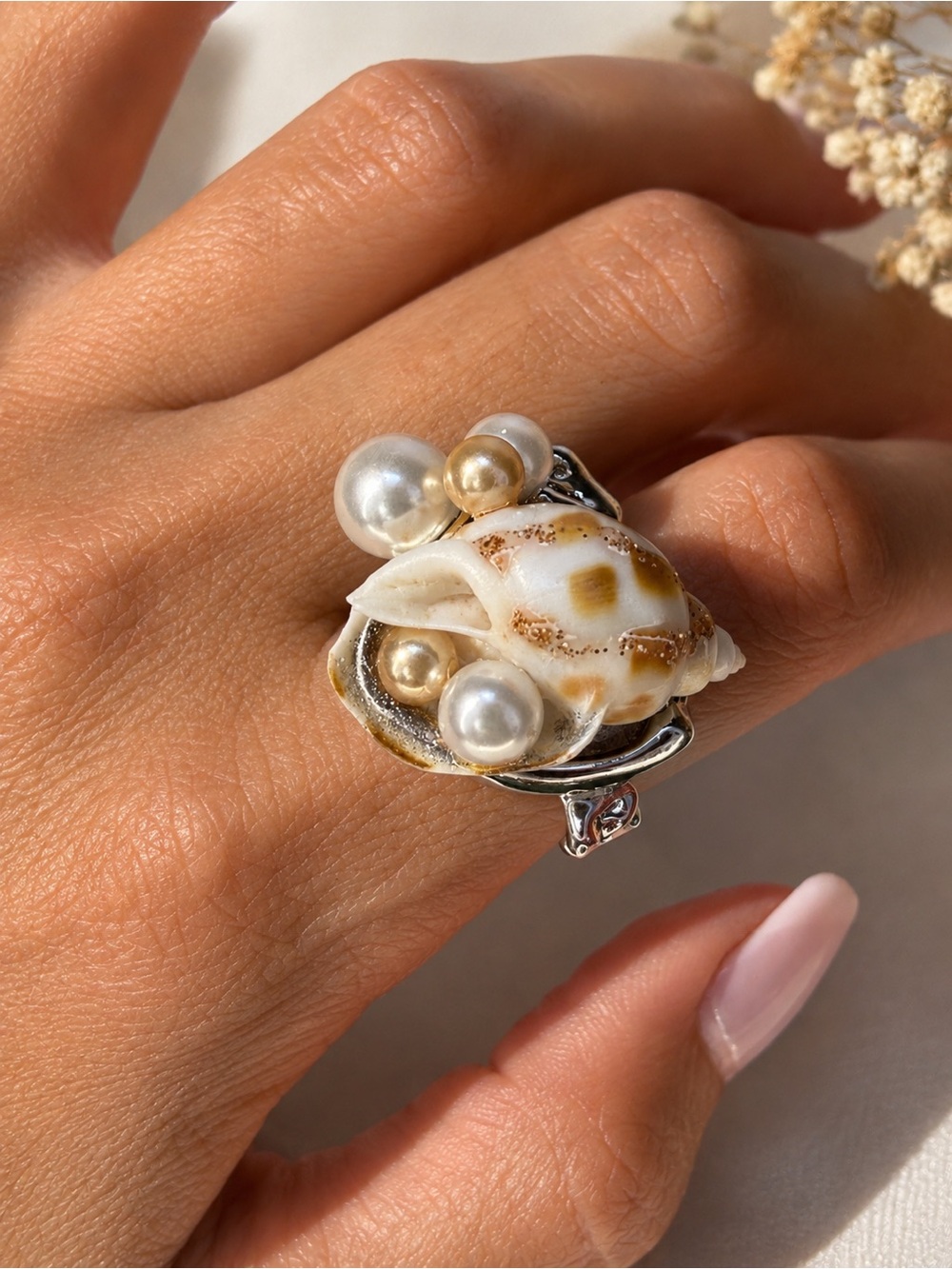 Pearl Cluster Ring - White Pearlescent